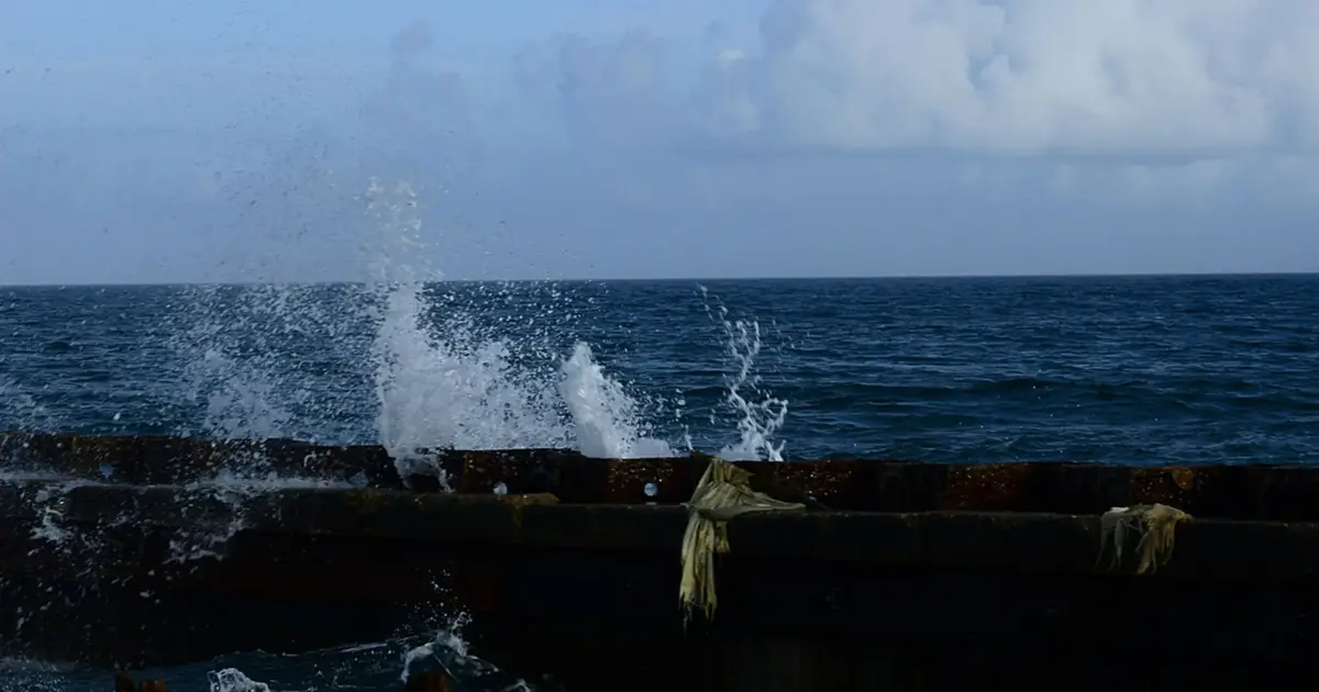 Subida do nível do mar acelerou nas últimas décadas devido ao aquecimento dos oceanos