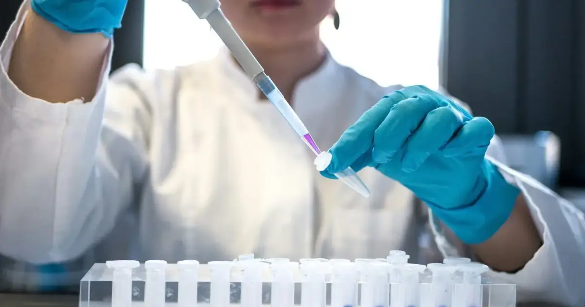 Relatório alerta Europa para uso de poluentes eternos em produtos do dia a dia